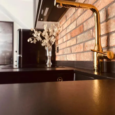 Juno Apartment